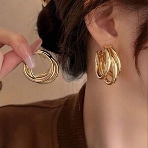 layered gold hoops